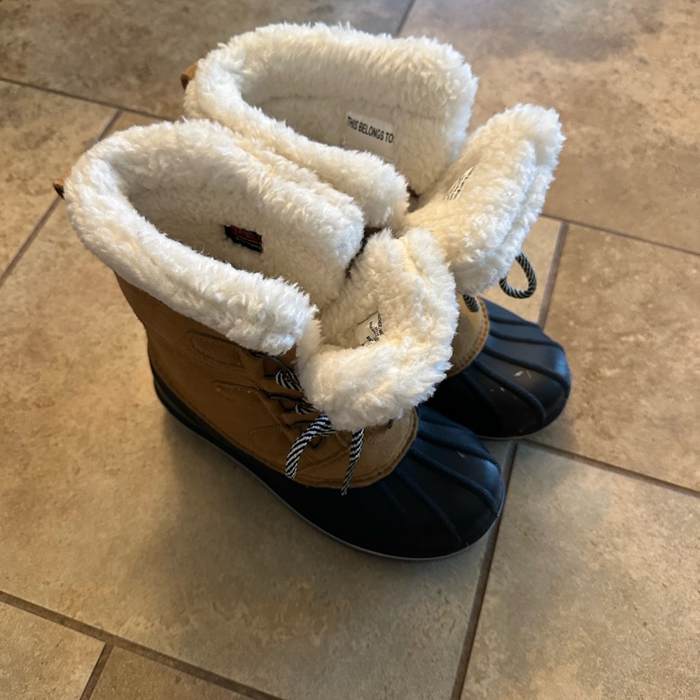 Cat and Jack Winter Boots